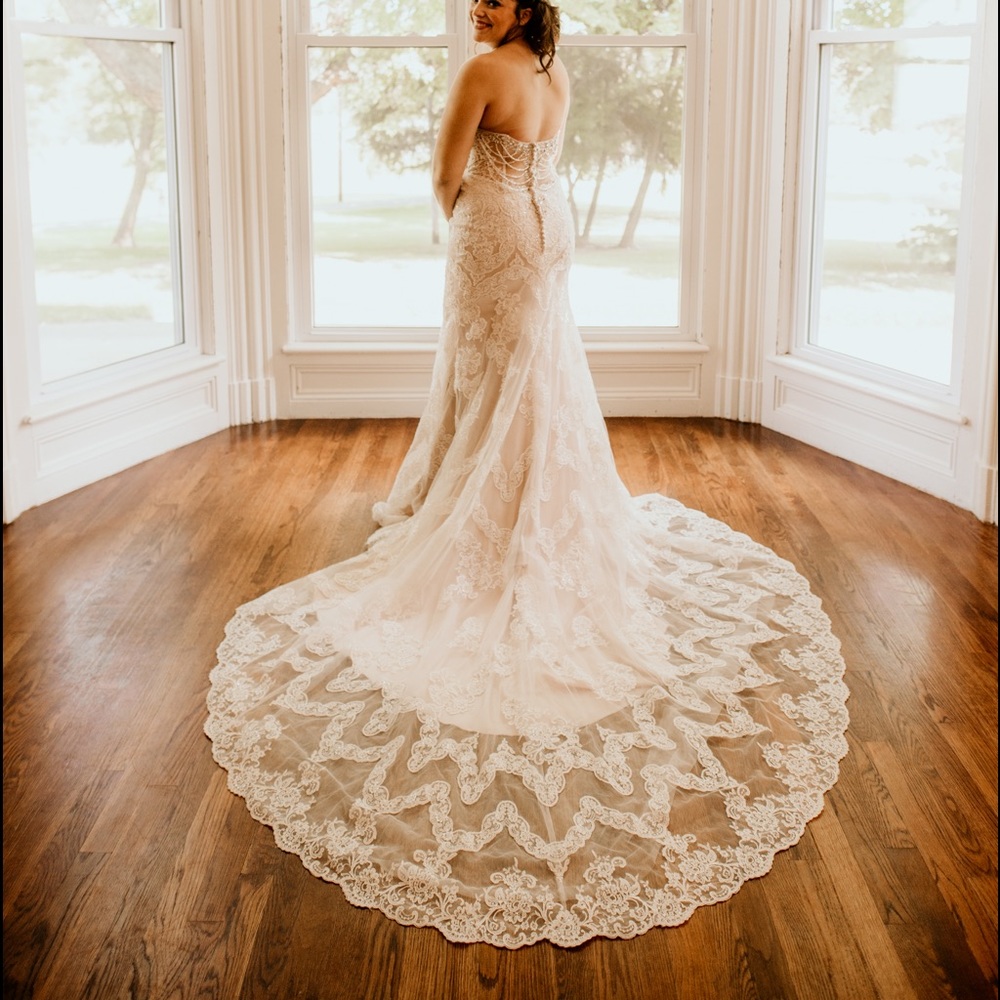 Lace Wedding Dress